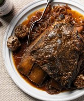 Additional picture of Pesach Secrets from Batya's Kitchen Cookbook [Hardcover]