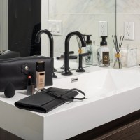 Additional picture of Faux Leather Jewelry Roll Black