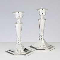 Additional picture of Silverplated Shabbat Candlestick Holders 2 Piece Set Modern Design 6"