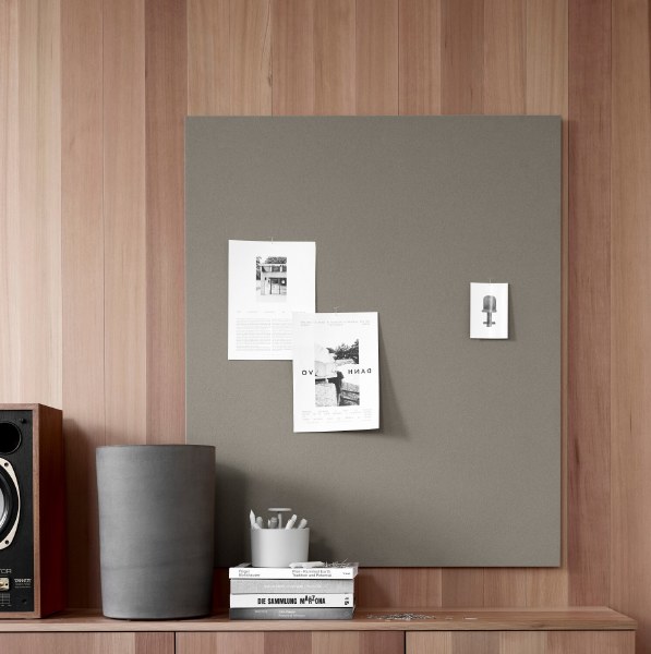 AIR Bulletin Frameless Noticeboard