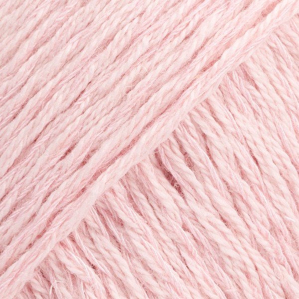 Drops Belle 30 Powder Pink