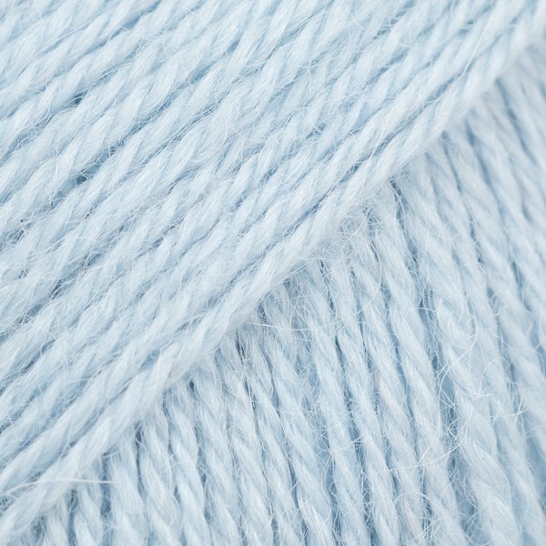 Drops Alpaca 4ply 9048 Ice Blu