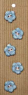 Incomp Buttons L086 Blue Flowe
