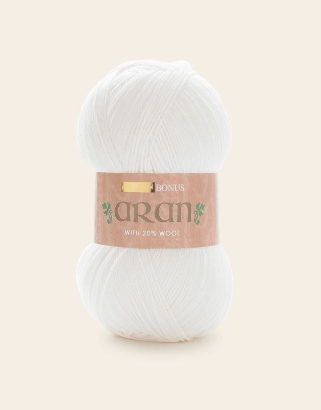 Hayfield Aran 400g 807 White