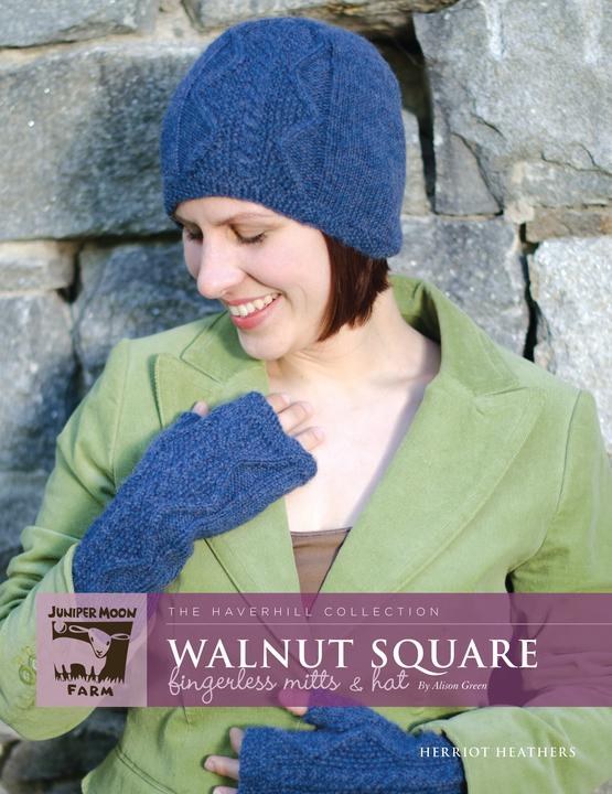 JMF Walnut Square mitts &amp; hat