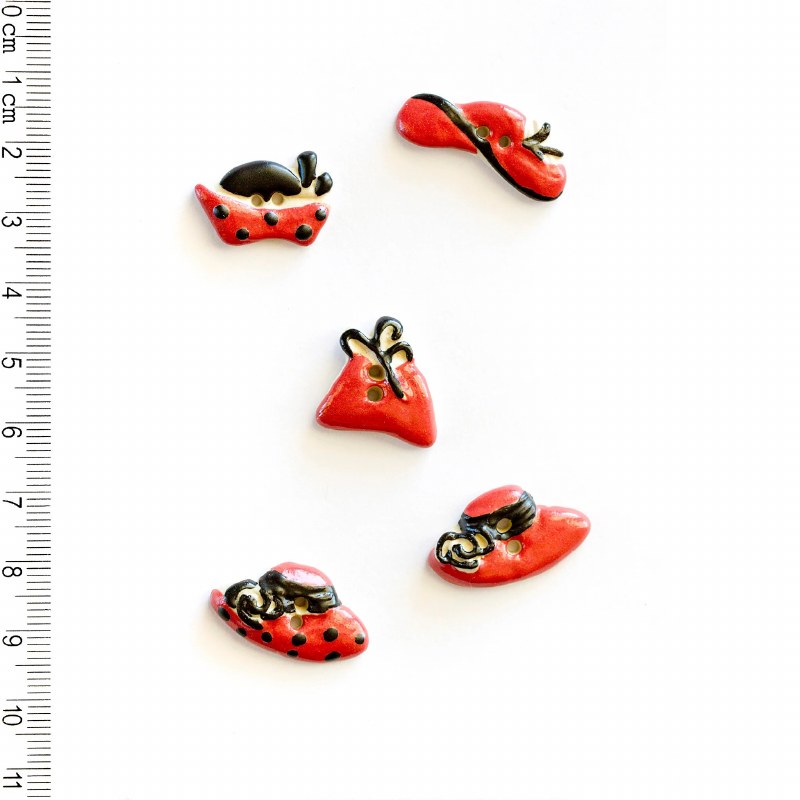 Incomp Buttons L224 Hats Red