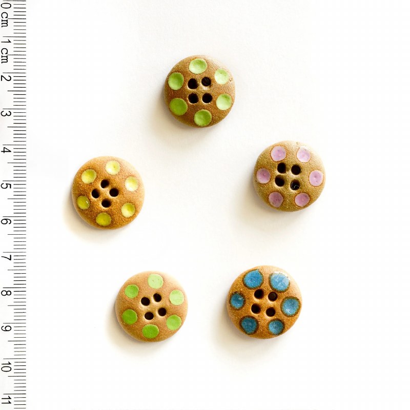 Incomp Buttons L570 Spotty