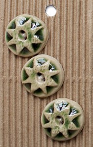 Incomp Buttons L597 Green Star