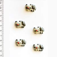 Incomp Buttons L034 Curled Cat