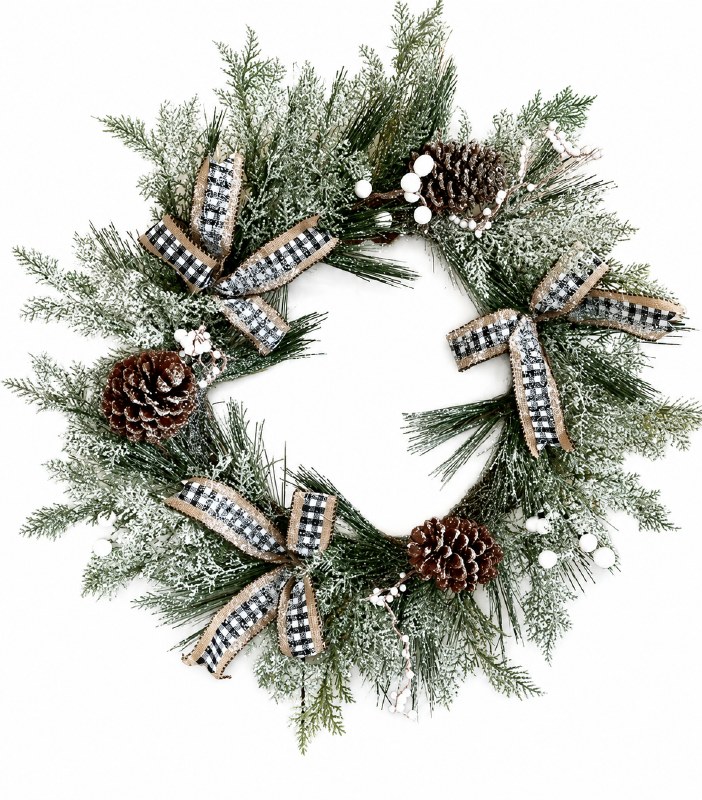 Christmas Wreath Pine Cones & Berries 24"