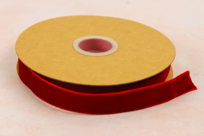 Velvet Ribbon 16mm x 10Yards Red