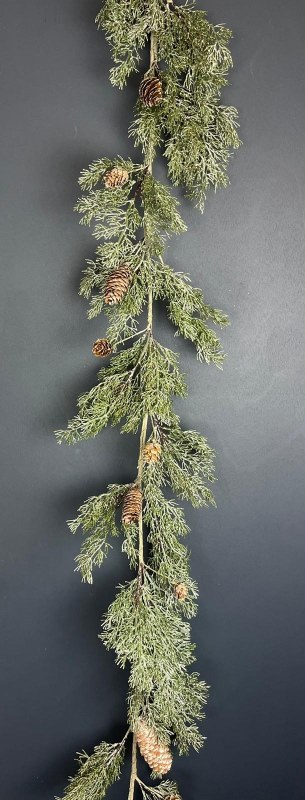 Christmas Spruce Pine Cone Garland Green/ Silver 5ft