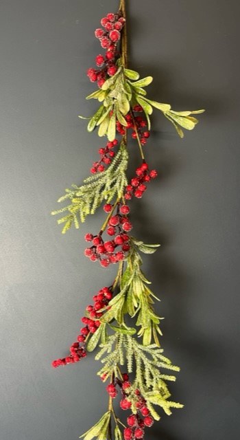 Christmas Garland Red berry 5ft
