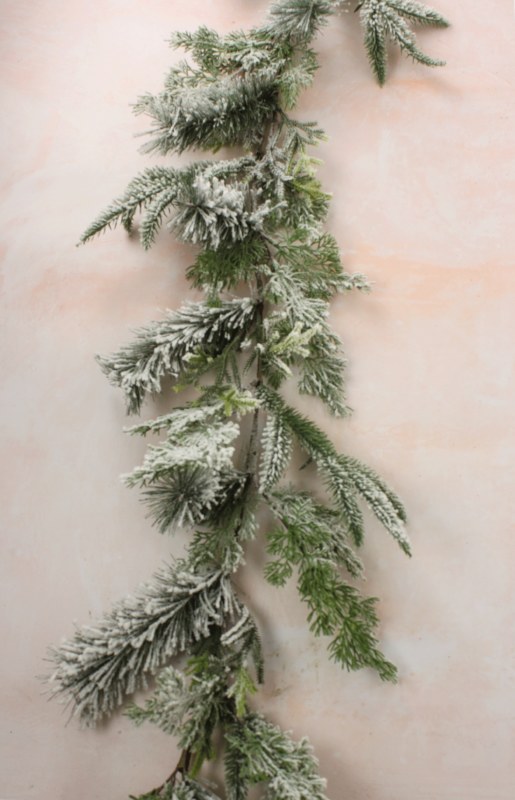 Picture of Faux Snowy Garland 5ft