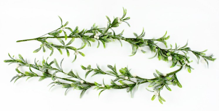 Artificial Mistletoe Christmas Garland 5ft