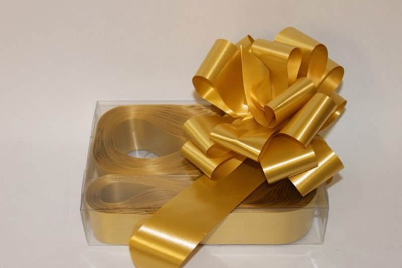 Box of 20 gold 50mm ribbon pullbows-P06