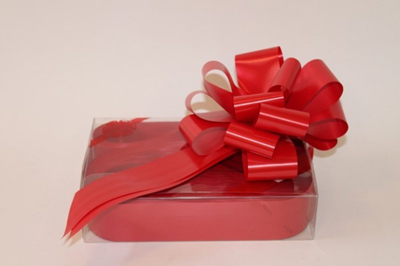 Box of 30 red 31mm ribbon pullbows-P170