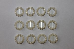Wedding buckle ivory round x 12