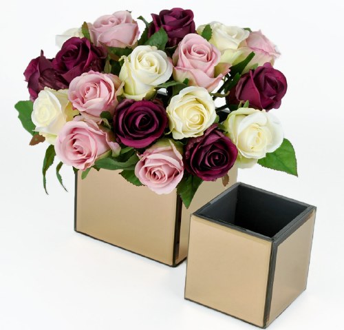 Mirrored Cube Vase Rose Gold 10cm X 10cm X 10cm Www Floralsundries Com Trevor Green Floral Sundries