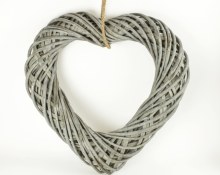 Wicker Heart Grey Wash 50cm