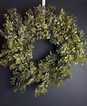 Boxwood Berry Wreath 55cm Frosted Lavender