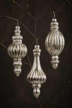 Additional picture of Glass Baubles Crackle Droplet x 3