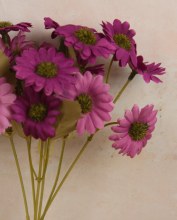 Additional picture of Artificial Daisy Bunch Hot Purple/Lilac - 30cm x 18 heads