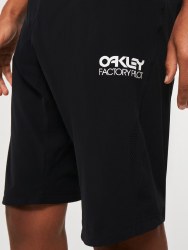 Additional picture of Factory Pilot Short Black 33