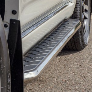 67"  Stainless Steel  Aerotread running boards and mounting brackets - Chevrolet Equinox GMC Terrain