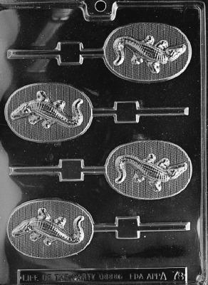 Alligator on Oval Lolly (4)