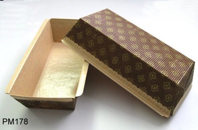 BakeMold 7" X 3" X 2" 300 CT