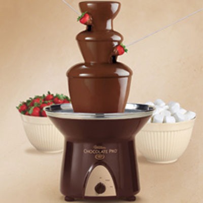 Featured image of post Wilton Candy Melts Machine Wilton candy melts are great for adding decoration and colour to your homemande treats