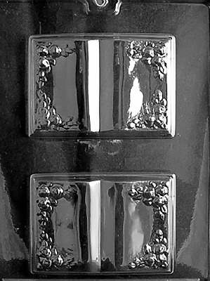 Open Book w/ Ornate Trim (2)