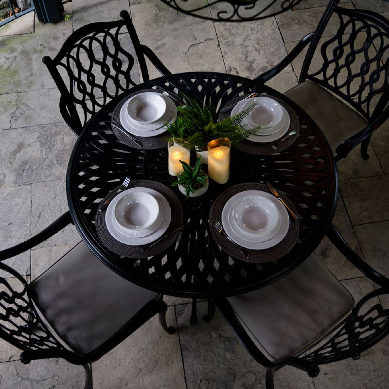 Breeze 48" Round Dining Table – Black Tippet