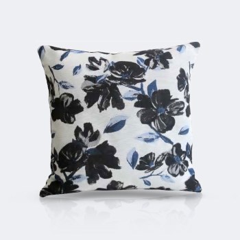 Throw Pillow - Fashion Flowers