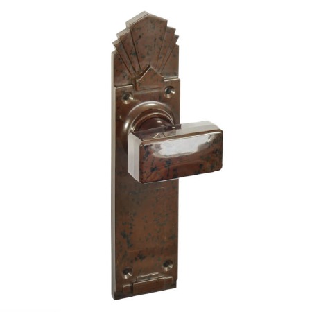 Bakelite Tee Door Knobs on Palais Latchplates Walnut