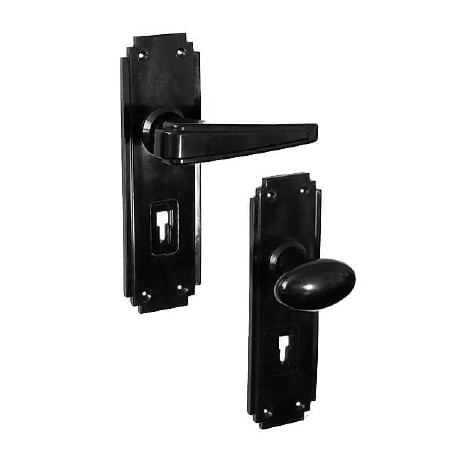 Bakelite Plaza Door Handle & Smooth Oval Knob Set on Deco Lockplates Black