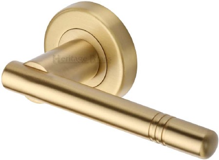 Heritage Alicia Round Rose Door Handles V2100 Satin Brass Lacq