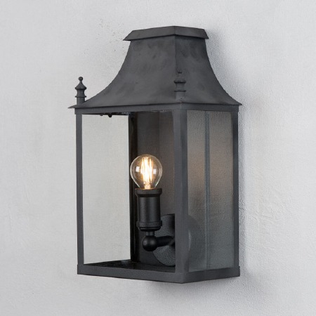 Blenheim Coach Lamp Small Black