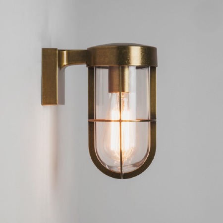 Cabin Wall Light 7559 Antique Brass