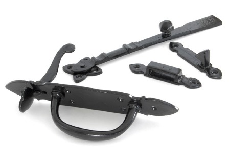 From The Anvil Cast Suffolk Latch Black