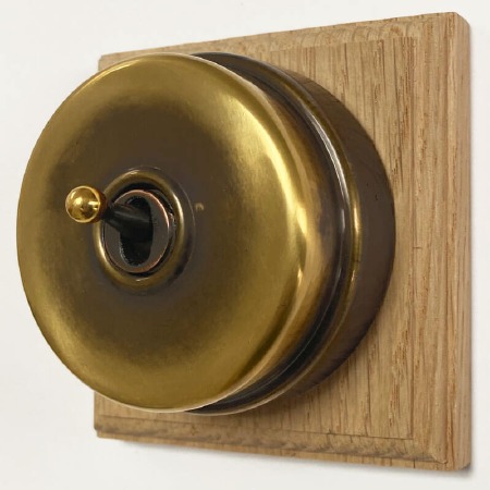 Citadel Round Dolly Light Switch 1 Gang Renovated Brass