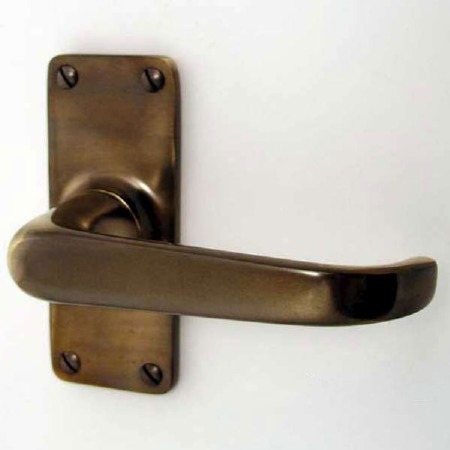 Aston Door Handles Short Plate Antique Brass Unlacquered