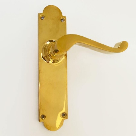 Aston Door Latch Handles Scroll 5371 Polished Brass Unlacquered