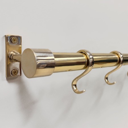 The Kirby Kitchen 1" Utility Rail 110cm Polished Brass Unlacquered