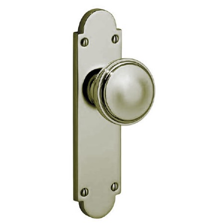 Constable 603 Door Knob On Latch Plate Polished Nickel