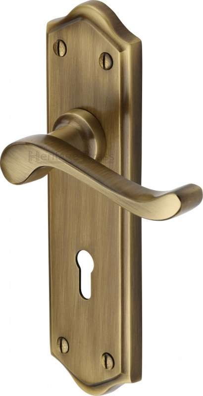 Heritage Buckingham Door Lock Handles W4200 Antique Brass Lacquered Broughtons Lighting 9369