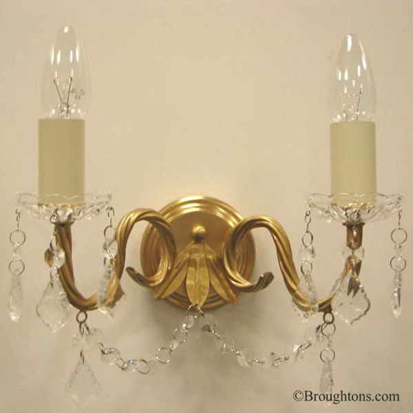 Valsan Pelham Wall Light Patinated Brass Broughtons Lighting