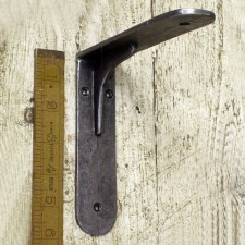 Sheffield 5" Cast Iron Bracket Waxed Iron Sheffield 5" Cast Iron Bracket Waxed Iron