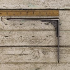 Sheffield 8" Cast Iron Bracket Waxed Iron Sheffield 8" Cast Iron Bracket Waxed Iron